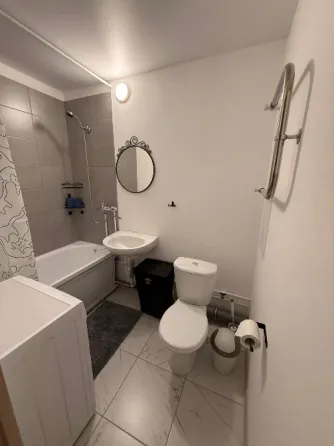 Сдаю 1-к квартиру 35м² в Буденновском р-не, улица 230-й Стрелковой Дивизии, 7 Донецк