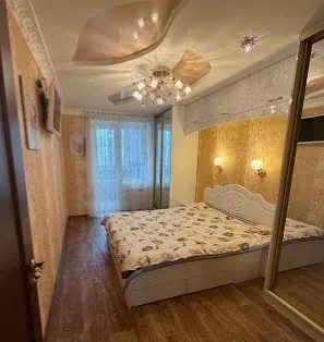 Сдам отличную 3-х комнатную квартиру на Бажанова Макеевка