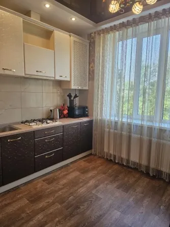 Сдам 2х ком. квартиру на пр. Строителей Мариуполь