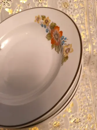 Тарелки глубокие 6 шт. 150 руб. Донецк