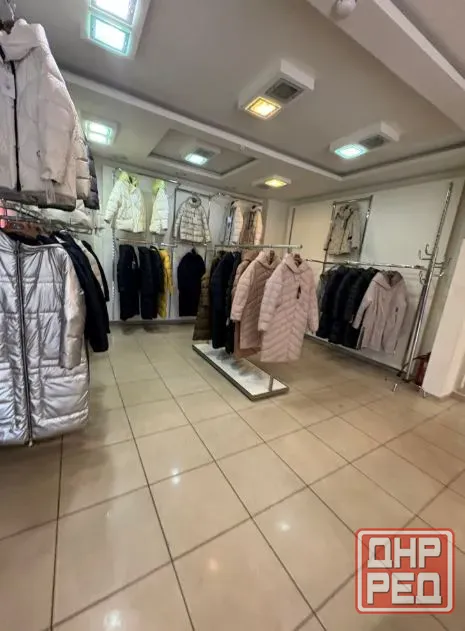 Магазин под Ключ . Площадь 330 кв.м Оборудование для одежды/обуви . Донецк - изображение 2