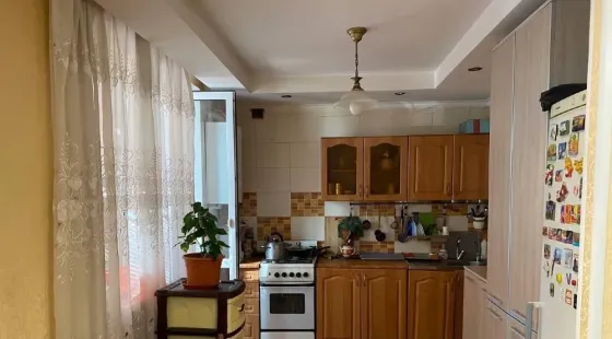Сдается: 3 комнатная квартира Донецк