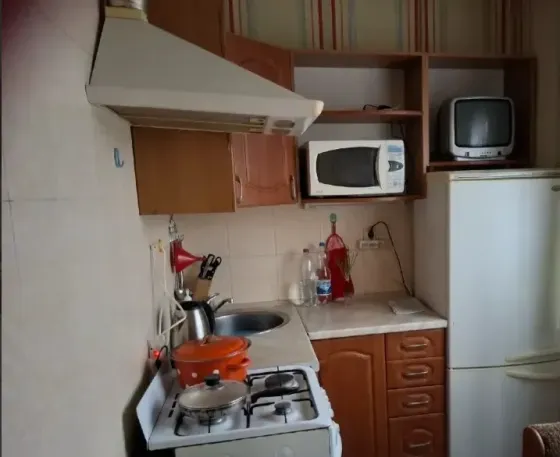 Сдам 1-комнатную квартиру в Центре Гвардейки Макеевка