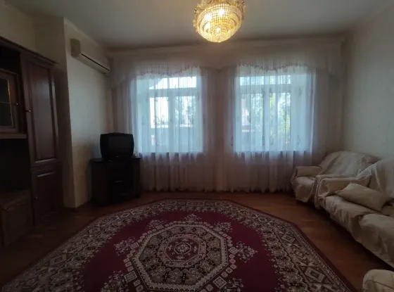 Продам необычную 3к квартиру в Донецке Донецк
