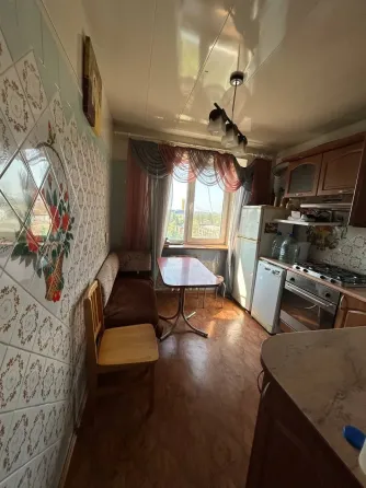 продам срочно 1к пр. Дзержинского, состояние хорошее Донецк