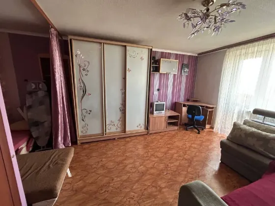 продам срочно 1к пр. Дзержинского, состояние хорошее Донецк