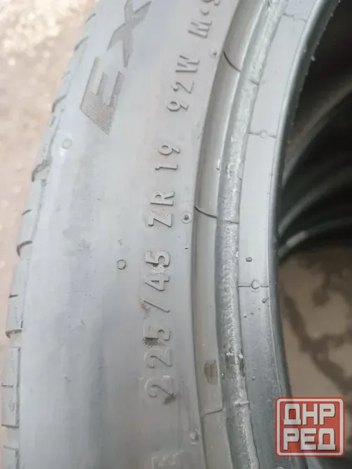 Продаю комплект резины 225 45 19 Донецк - изображение 2