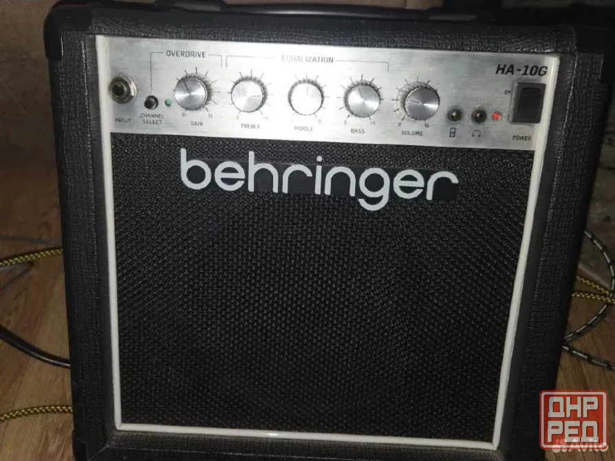Усилитель гитарный Behringer HA-10G Донецк - изображение 1