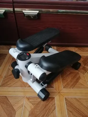 Продам тренажер ног и ягодиц Донецк
