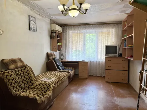 1 ком.кв. пр.металлургов Мариуполь
