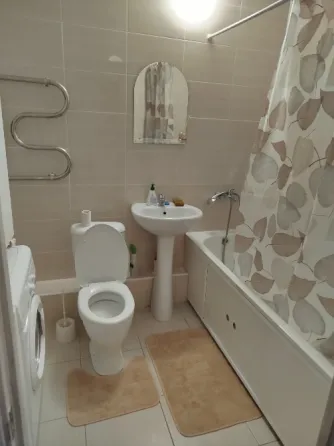 Сдаю 1-к квартиру 37м² в Кировском р-не, м-н Мирный. Донецк
