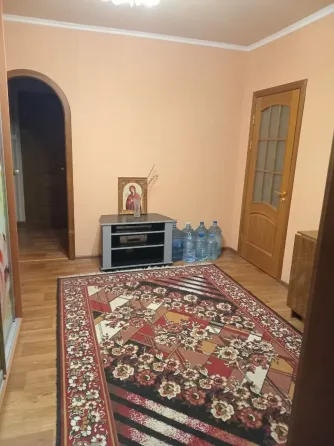 продам 3к чешский проект, холл, Раздольная/ заправка "козак" Донецк