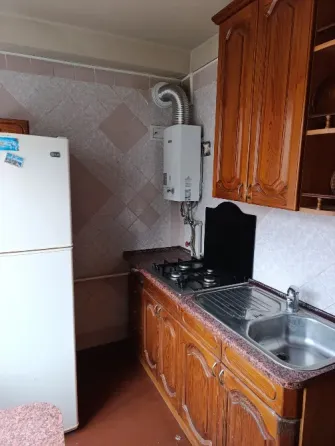 Продам 2к.кв. Ворошиловский район, Набережная, б. Школьный ( школа). Донецк