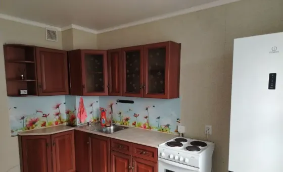 Сдам однокомнатную квартиру ул. Варганова Мариуполь
