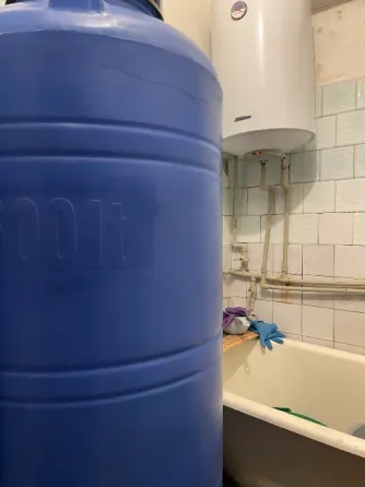 Продам 3-х к квартиру, сталинка , Гвардейка, 12-й магазин. Макеевка