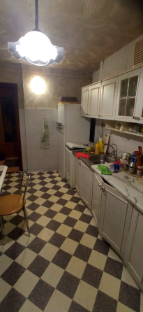 3-х комнатную квартиру в Луганске, в районе кв.Дзержинского Луганск
