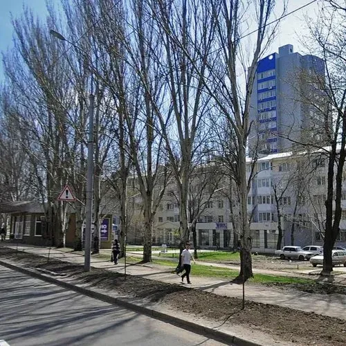 Срочно продам 100 кв.м по ул. Артема с отдельным входом нежилое помещение Донецк