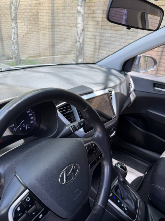 в продаже Hyundai Solaris 1.6 автомат 2018год Донецк