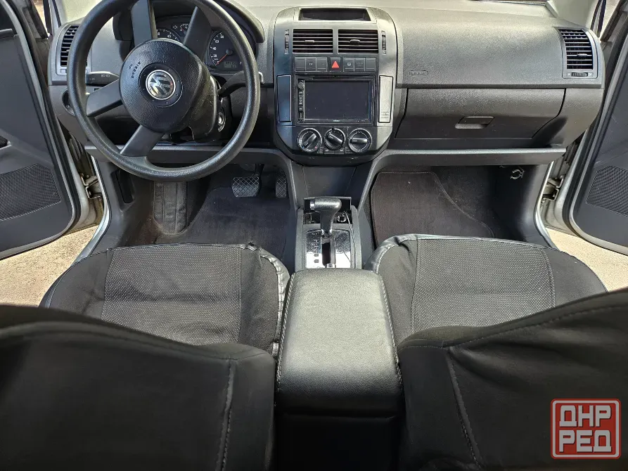 Продам VW Polo 4 хэтчбек, 2003 год, автомат Донецк - изображение 4