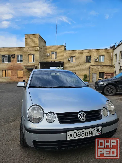 Продам VW Polo 4 хэтчбек, 2003 год, автомат Донецк - изображение 1