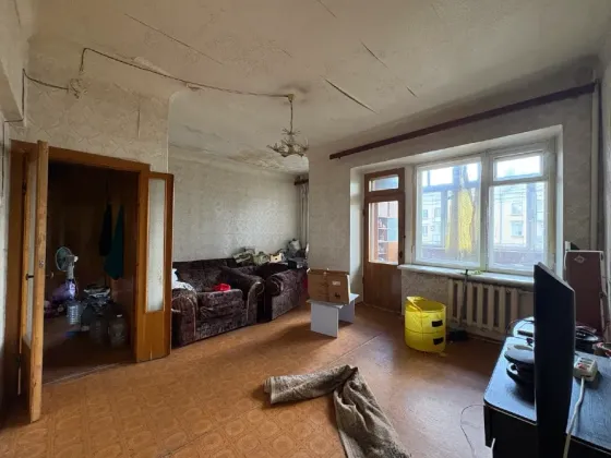 Срочно! Продам 3х комн. "сталинку" в Центре Донецк