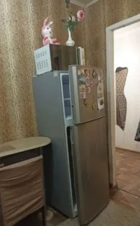 Продаётся однокомнатная квартира на пр. Ильича д. 32. Цена 3 900 000(торг уместен) Донецк
