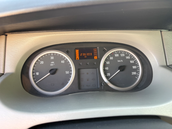 Продам Opel Vivaro в отличном состоянии Макеевка