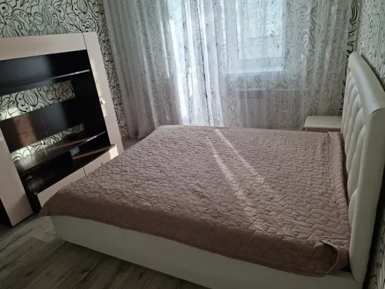Сдам 1-к в Ворошиловском р-не, пр-кт Дзержинского 8 Донецк