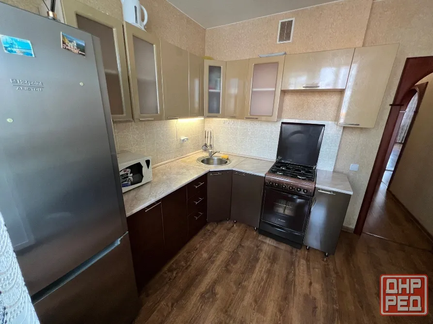 Сдаю 1 комнатную 36м² квартиру в Ленинском районе, улица Луговцова, 3 Донецк - изображение 2