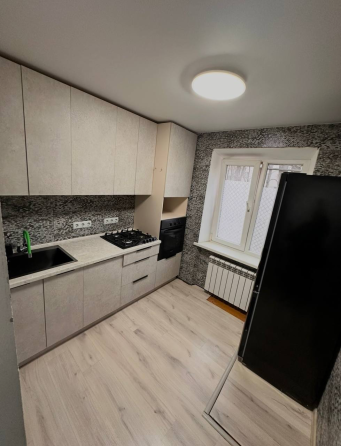 Продажа 2х-комнатной квартиры с ремонтом и мебелью Мариуполь