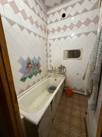 Продажа 2х-комнатной сталинки Мариуполь