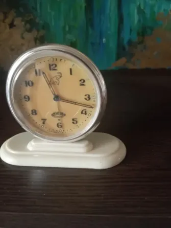 Часы будильник Донецк
