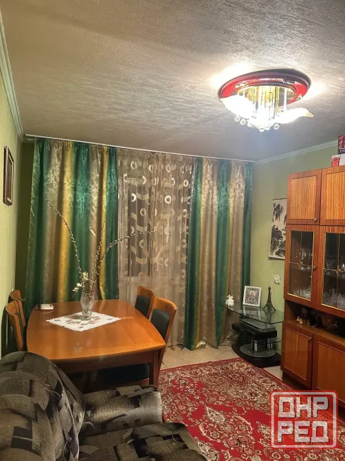 Продажа 2 ком. квартиры в Ворошиловском районе г. Донецк, б.Школьный (ориентир Донбасс Арена). Донецк - изображение 1