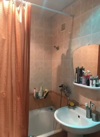 1-к квартира, 37 м2, 4/5 эт. Мариуполь