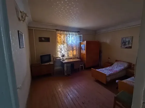 Продается 3-ком квартира г. Торез, пр-т Гагарина (р-н ост. Клубная) Торез