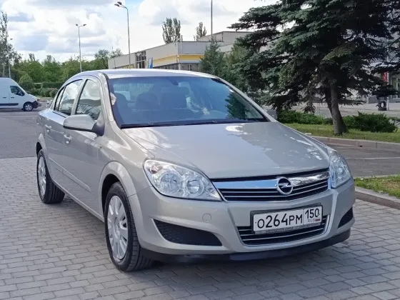 Opel Astra 1.6 2008 Мариуполь