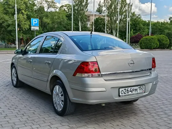 Opel Astra 1.6 2008 Мариуполь
