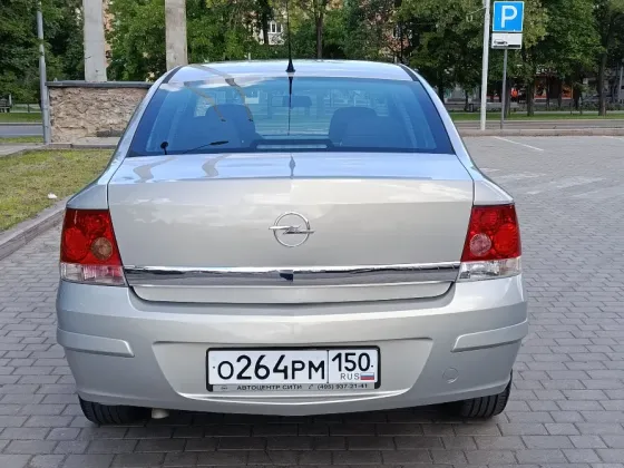 Opel Astra 1.6 2008 Мариуполь