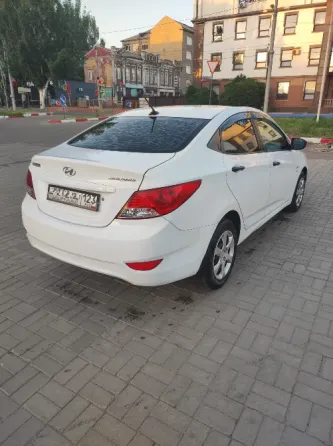 Hyundai Solaris 1.6 мт Донецк