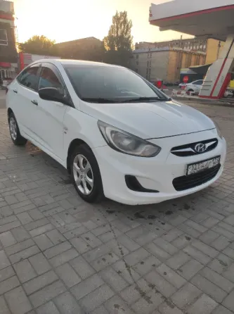 Hyundai Solaris 1.6 мт Донецк