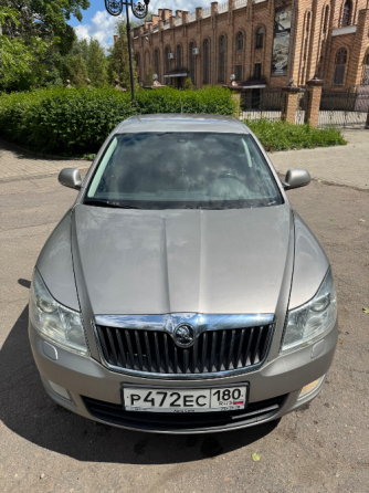 Продам ухоженную хозяйскую Skoda oktavia A5 2012 года чешской сборки Макеевка