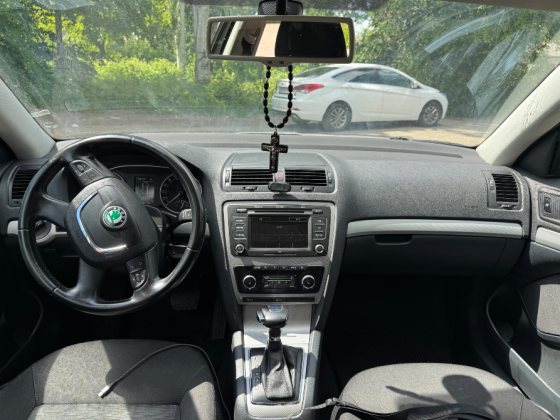 Продам ухоженную хозяйскую Skoda oktavia A5 2012 года чешской сборки Макеевка