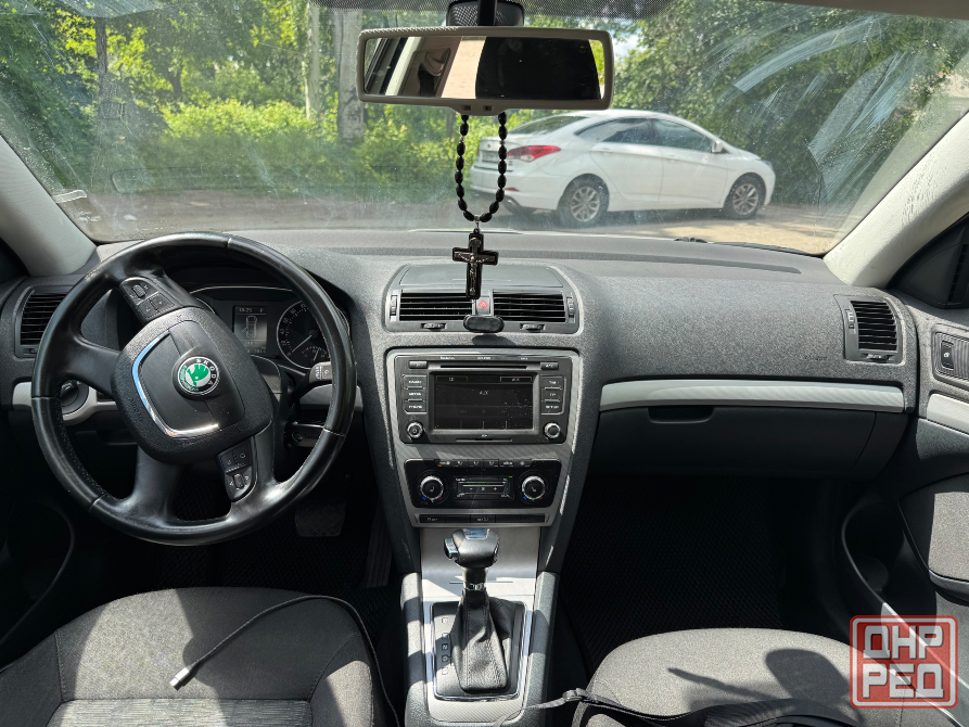 Продам ухоженную хозяйскую Skoda oktavia A5 2012 года чешской сборки Макеевка - изображение 6