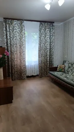 2 ком текстильщик, петровского 127 Донецк