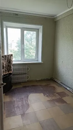 2 ком тихий,щипачева,14 Донецк