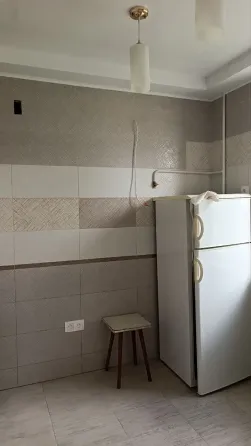 2 ком тихий,щипачева,14 Донецк