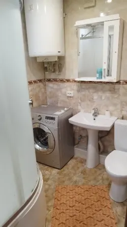 сдам 2х ком. квартиру в центре Мариуполь