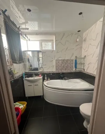 Продается 2 ком. квартира 60 м². - цена 2 500 000 ул. Павла Колодина в Кировском р-н. Донецк