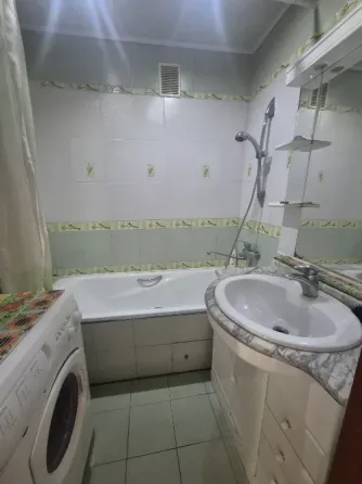 Сдам 2х квартиру пл.Буденного Донецк