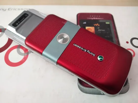 Sony Ericsson W760. Walkman. Макеевка